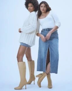 KALANI BUTTER 16 KALANI BUTTER -Steve Madden Store SM 2023 DECEMBER DTC 26 KALANI HUSH 0788 CROPPED