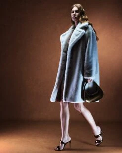 SATURN BRONZE 15 SATURN BRONZE -Steve Madden Store SM 2024 NOVEMBER TRENDS 9 SATURN BKOA 0516 CROPPED 2377d58f d2fd 43e4 8587 5a7d8e13d29f