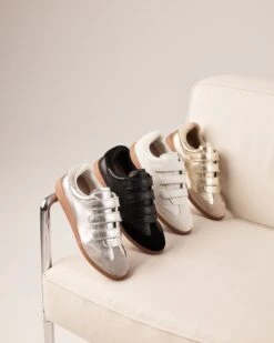 MOMENTUM BLACK -Steve Madden Store SM 2024 OCTOBER DTC 21 MOMENTUM 0878 ab2cf122 42b4 46d2 a391 d9c9424f2e2b