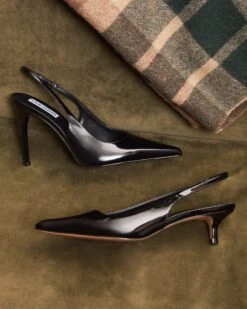 REYES BLACK BOX -Steve Madden Store SM 2025 JANUARY DTC 19 REYES KITTIE 0656