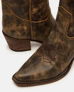 ALBANY BROWN DISTRESSED 10 ALBANY BROWN DISTRESSED -Steve Madden Store STEVEMADDEN SHOES ALBANY BROWN DISTRESSED 05