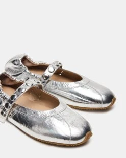 ANAYA SILVER LEATHER STUDS -Steve Madden Store STEVEMADDEN SHOES ANAYA ST SILVER LEATHER 04