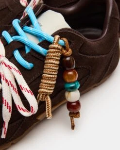 AZIEL CHARM BROWN SUEDE -Steve Madden Store STEVEMADDEN SHOES AZIEL CHARM BROWN SUEDE 105