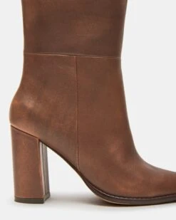 BIXBY BROWN DISTRESSED -Steve Madden Store STEVEMADDEN SHOES BIXBY BROWN DISTRESSED 04 a3cbf63a bef6 413e 96d2 280c9334149a