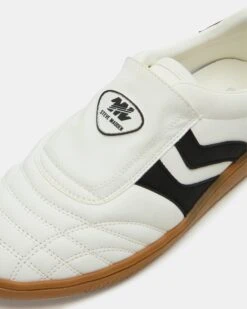 BOLT BLACK/WHITE 7 BOLT BLACK/WHITE -Steve Madden Store STEVEMADDEN SHOES BOLT BLACK WHITE 05 1fd0bc52 ffea 4df6 9e4b a5b167f747e8