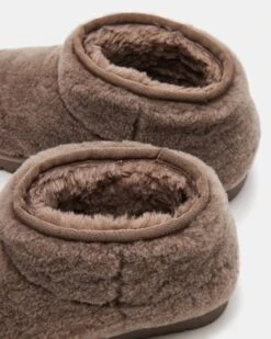 CABIN FAUX SHEARLING GREY -Steve Madden Store STEVEMADDEN SHOES CABIN F GREY 05