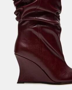 DISTORTION BURGUNDY -Steve Madden Store STEVEMADDEN SHOES DISTORTION BURGUNDY 04
