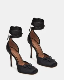 Steve Madden Store 16 Steve Madden Store -Steve Madden Store STEVEMADDEN SHOES LARINA BLACK SATIN 01