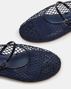 MAGS NAVY -Steve Madden Store STEVEMADDEN SHOES MAGS NAVY 04