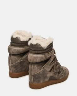 MAVIS FAUX FUR BROWN DISTRESSED 9 MAVIS FAUX FUR BROWN DISTRESSED -Steve Madden Store STEVEMADDEN SHOES MAVIS F BROWN DISTRESSED 02