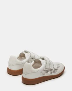 MOMENTUM MESH WHITE -Steve Madden Store STEVEMADDEN SHOES MOMENTUM M WHITE 02 a2e726cd b5b2 45ce b2f9 d5468871e8ff