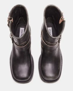 RAMPANT BROWN DISTRESSED 10 RAMPANT BROWN DISTRESSED -Steve Madden Store STEVEMADDEN SHOES RAMPANT BROWN DISTRESSED 04