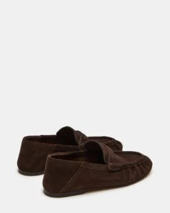 ROGER CHOCOLATE BROWN SUEDE 9 ROGER CHOCOLATE BROWN SUEDE -Steve Madden Store STEVEMADDEN SHOES ROGER CHOCOLATE BROWN SUEDE 02