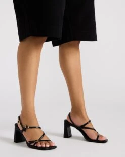 VANTAGE WHITE -Steve Madden Store STEVEMADDEN SHOES VANTAGE BLACK 8070