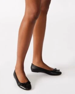 VIXEN GOLD -Steve Madden Store STEVEMADDEN SHOES VIXEN BLACK LEATHER LEGS DOWN e9311868 e454 412d 9337 bf121053addb